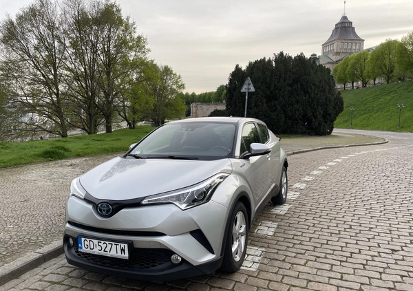 Toyota C-HR cena 87900 przebieg: 59000, rok produkcji 2018 z Szczecin małe 29